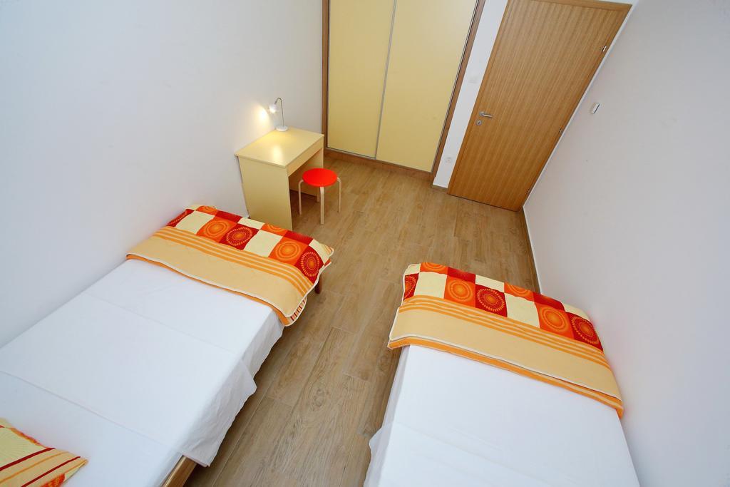 Luxury Apartments Sikiric With Fantastic View On The Sea Бибинє Екстер'єр фото
