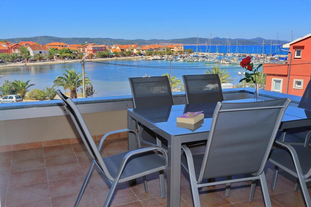 Luxury Apartments Sikiric With Fantastic View On The Sea Бибинє Екстер'єр фото