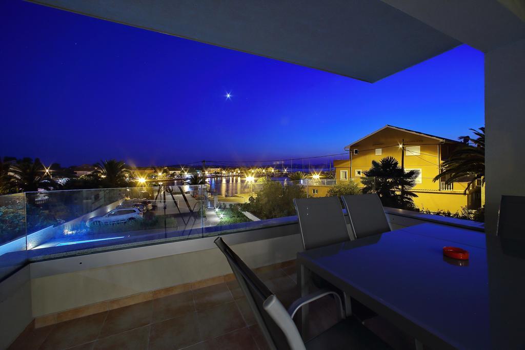 Luxury Apartments Sikiric With Fantastic View On The Sea Бибинє Екстер'єр фото