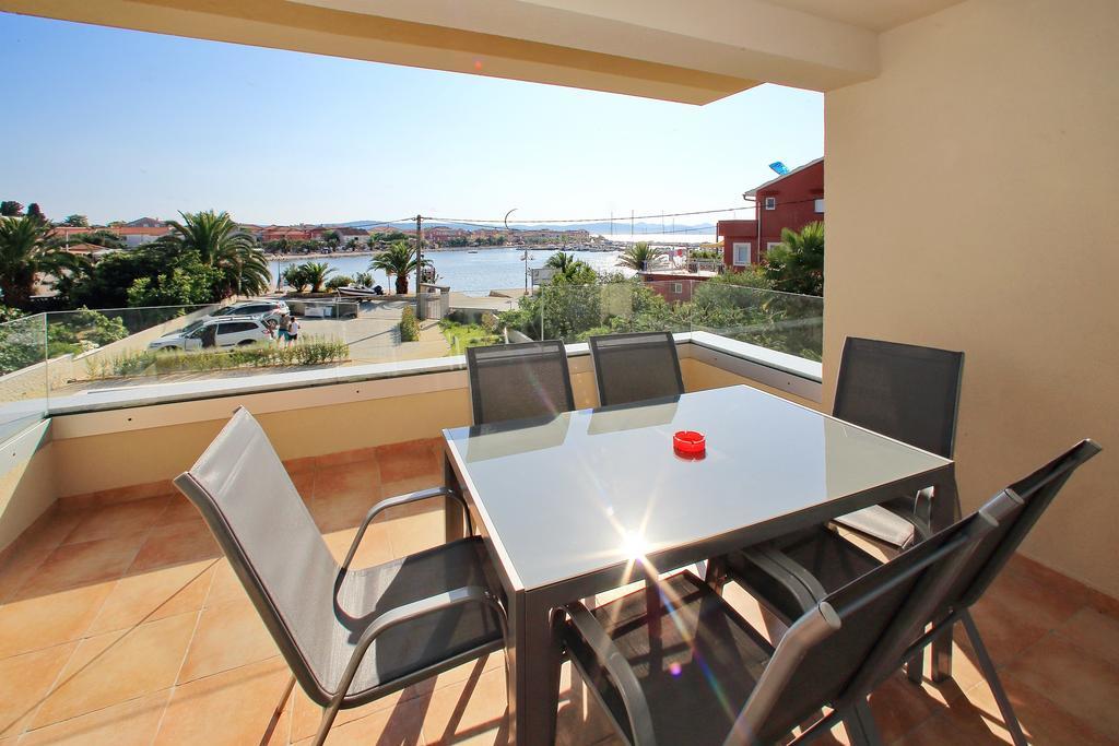 Luxury Apartments Sikiric With Fantastic View On The Sea Бибинє Екстер'єр фото