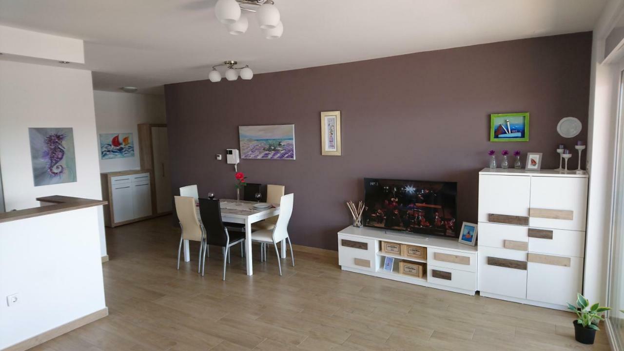 Luxury Apartments Sikiric With Fantastic View On The Sea Бибинє Екстер'єр фото